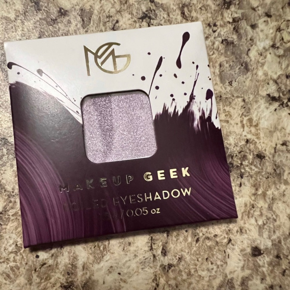 Makeup Geek foiled eyeshadow DAY DREAMER